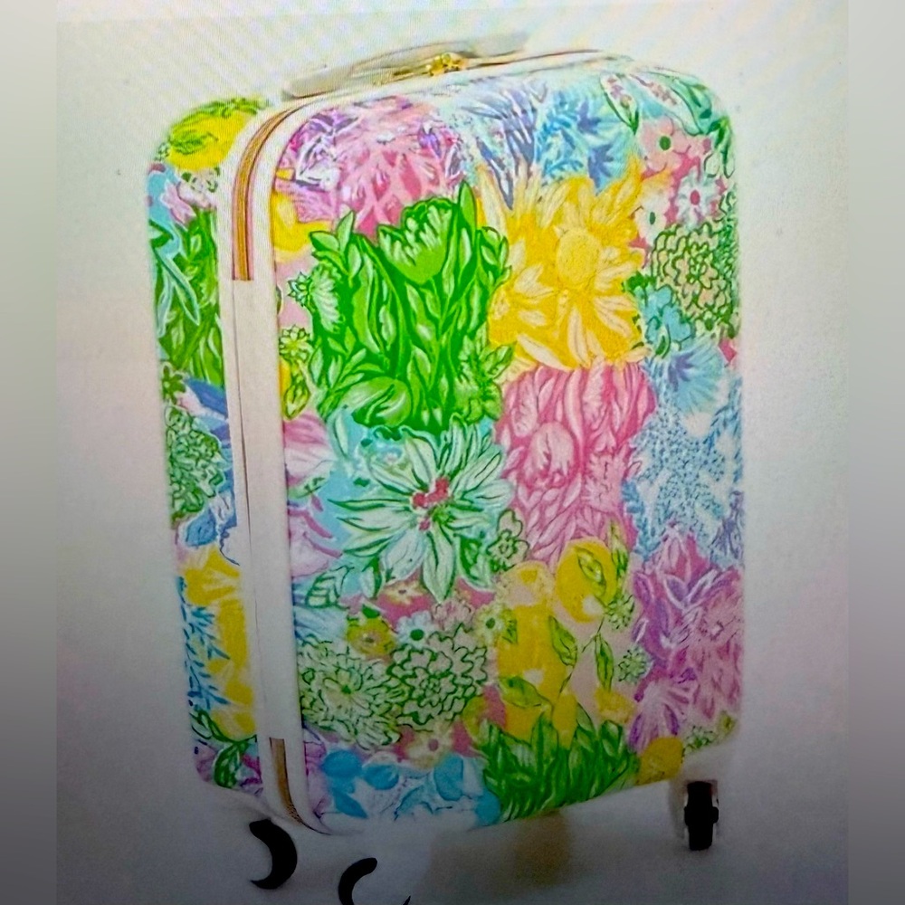 Lilly Pulitzer, new with tags, Bright delight, patch,‎ rolling hard suitcase